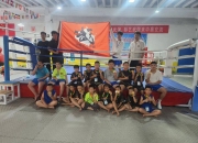 开云平台-体育场上搏击拼搏：女队队员战无不胜！