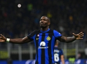 开云体育在线-包含国际米兰客场逆转获胜，保持不败纪录的词条