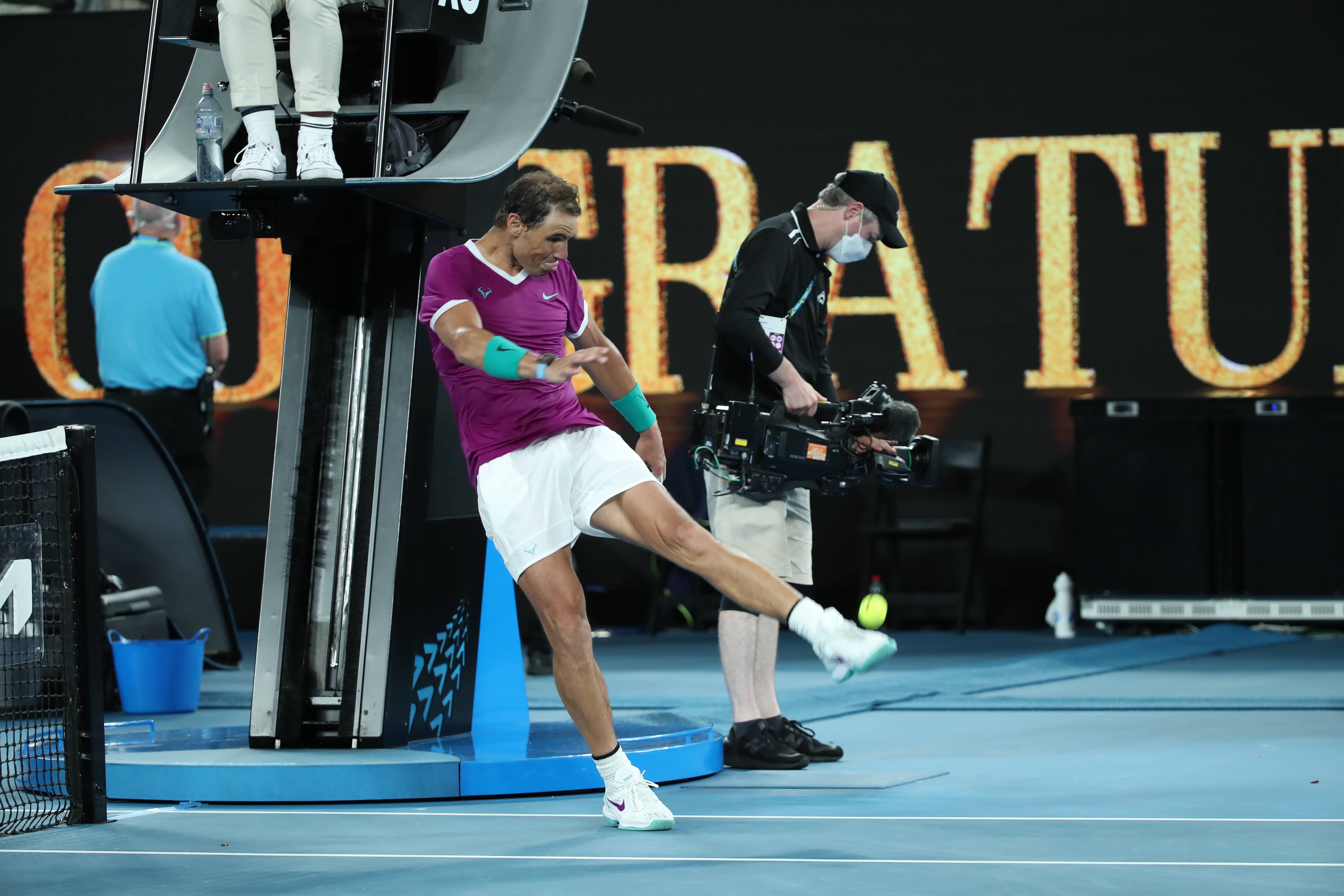 关于西班牙网球队横扫澳大利亚网球队，纳达尔爆发神勇的信息