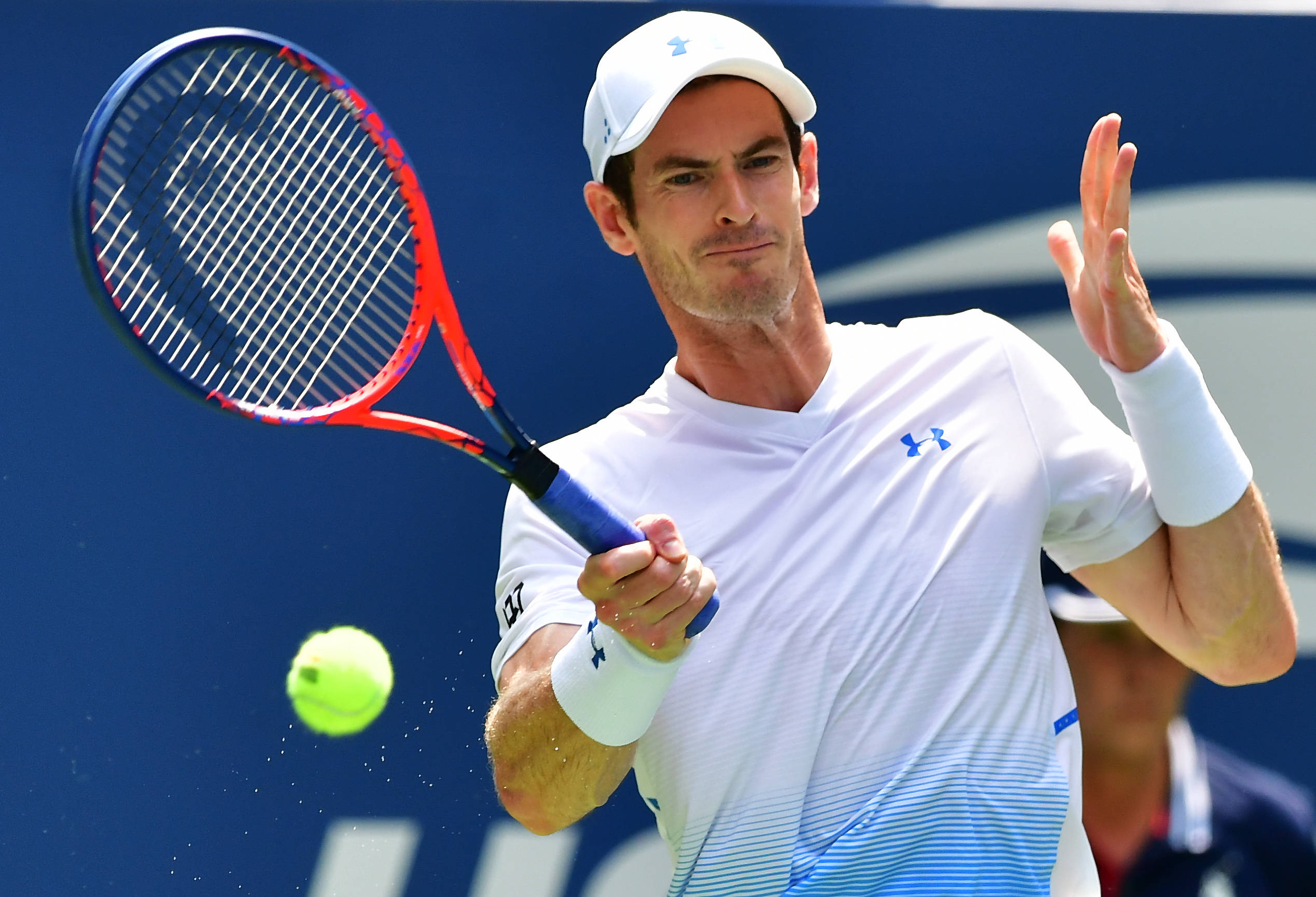 西班牙网球队险胜意大利网球队，穆雷送出助攻的简单介绍