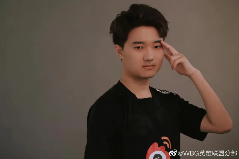 包含T1碾压WBG，SwordArt高光表现的词条