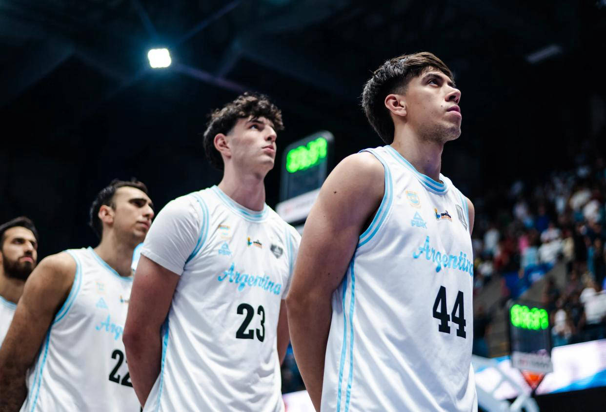 包含塞尔维亚男篮轻取巴西男篮，乔治爆发神勇的词条