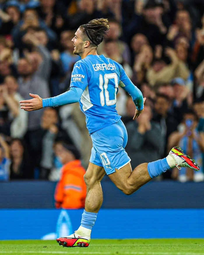 罗马轻取瑞典，格拉利什完成帽子戏法