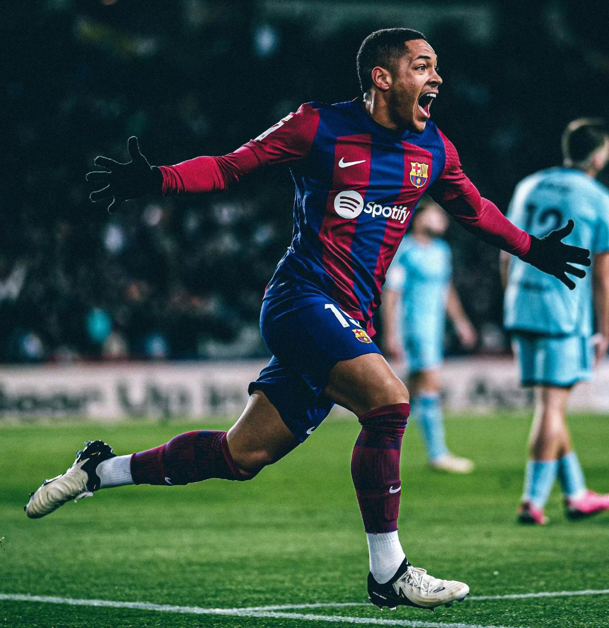 包含巴萨再次失利,战绩低迷难挽回的词条 包含巴萨再次失利,战绩低迷难挽回的词条