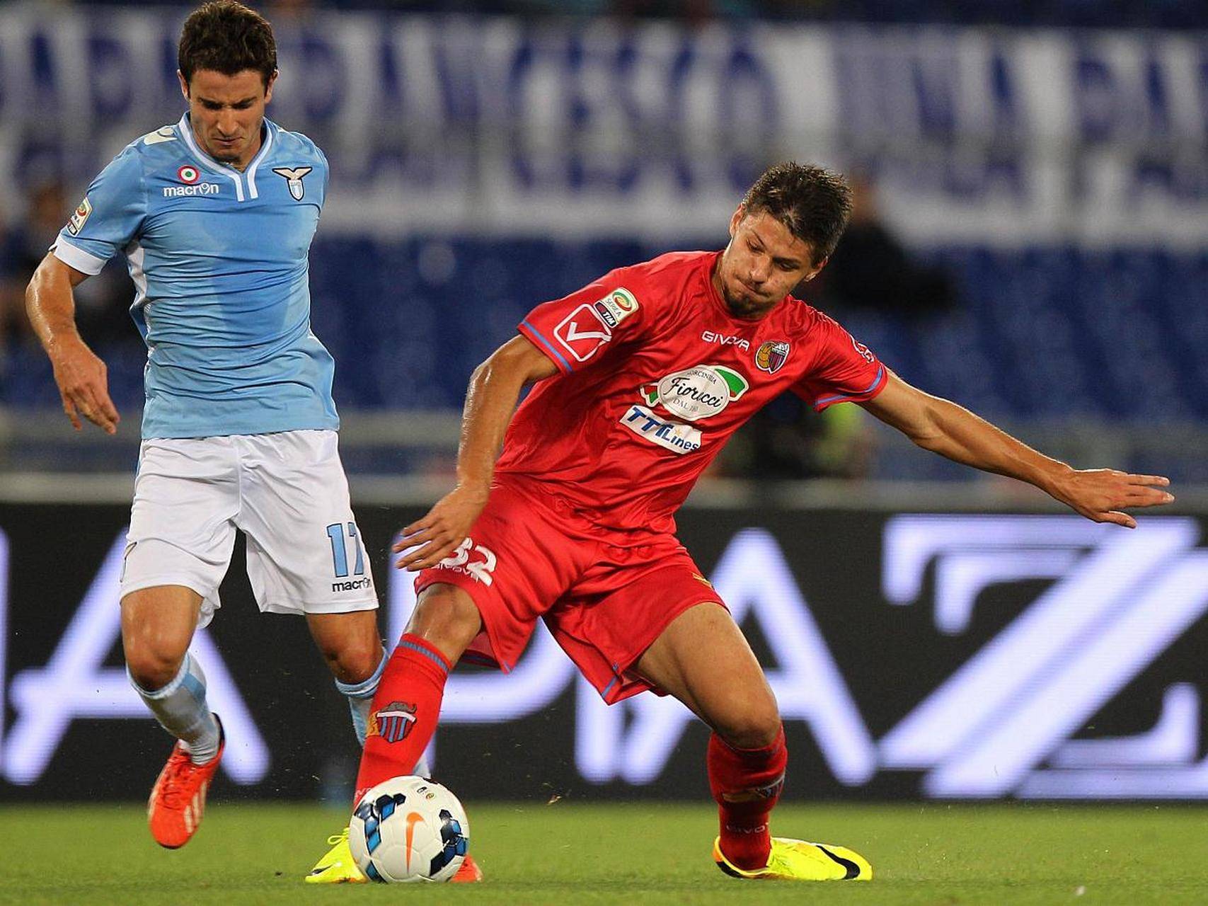 比利亚雷亚尔五连胜：夺得劲头满满的简单介绍