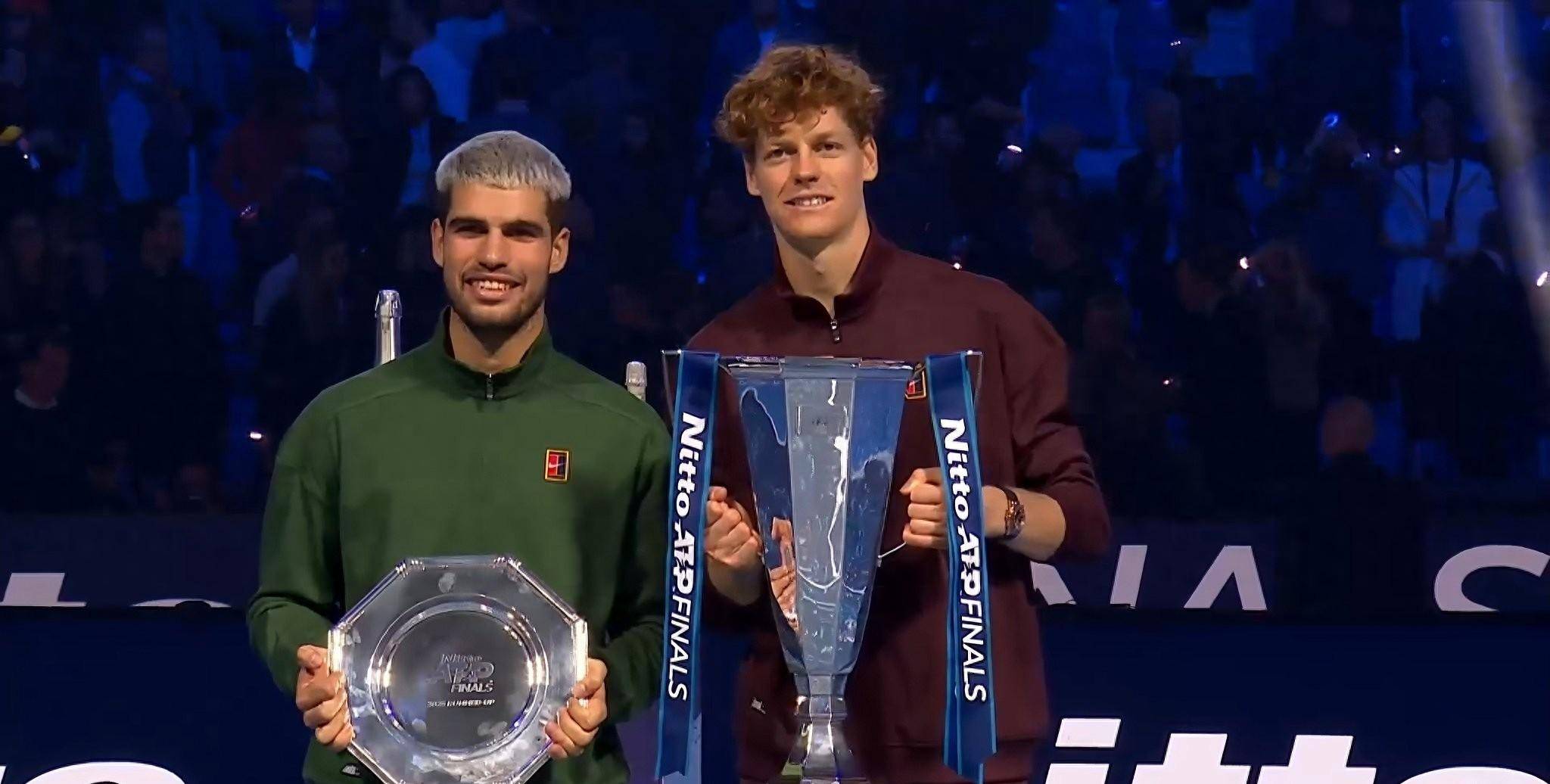 戴维斯杯碾压年终总决赛，辛纳点燃赛场的简单介绍