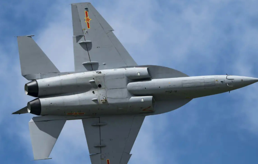 包含印度队横扫马来西亚队，辛杜高光表现的词条